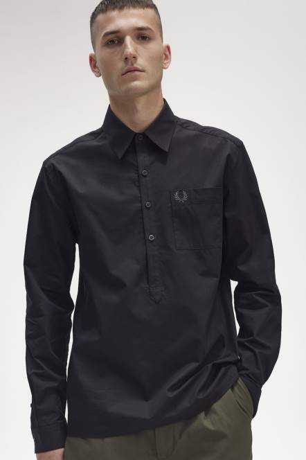 Fred Perry muškarci majica iznad glave N42N379 odjeća crno