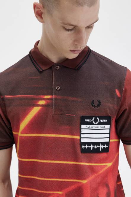 Fred Perry muškarci majica s grafičkim printom N42N272 odjeća stadion crveni