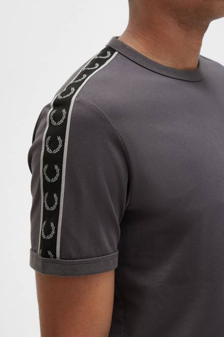 Fred Perry muškarci kontrastna traka ringer t-shirt N42N488 odjeća metalni/crni