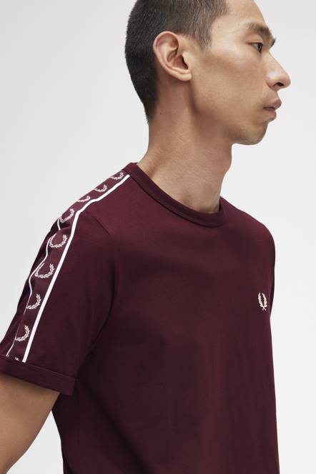 Fred Perry muškarci kontrastna traka ringer t-shirt N42N508 odjeća volovska krv