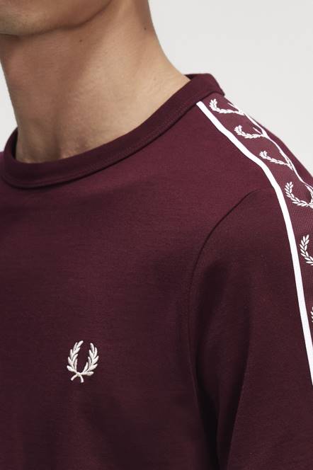 Fred Perry muškarci kontrastna traka ringer t-shirt N42N508 odjeća volovska krv