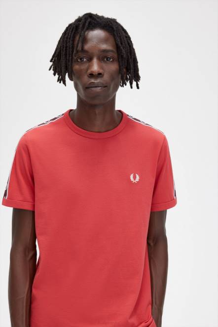 Fred Perry muškarci kontrastna traka ringer t-shirt N42N560 odjeća oprana crvena/volovska krv