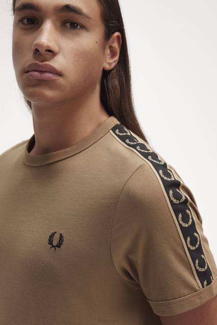 Fred Perry muškarci kontrastna traka ringer t-shirt N42N569 odjeća osjenčani kamen/crna