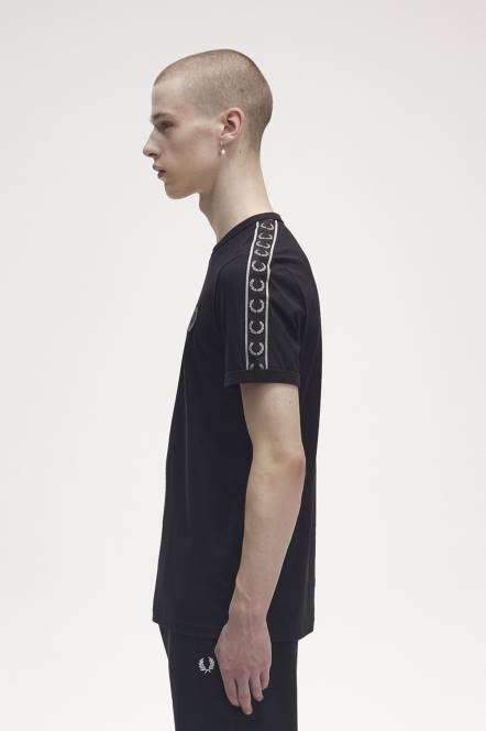 Fred Perry muškarci majica s reflektirajućim detaljima zvona N42N525 odjeća crno/reflektirajuće
