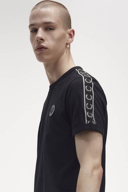 Fred Perry muškarci majica s reflektirajućim detaljima zvona N42N525 odjeća crno/reflektirajuće