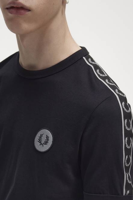 Fred Perry muškarci majica s reflektirajućim detaljima zvona N42N525 odjeća crno/reflektirajuće