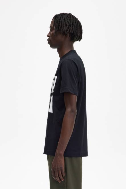 Fred Perry muškarci soundwave grafička majica N42N534 odjeća crno