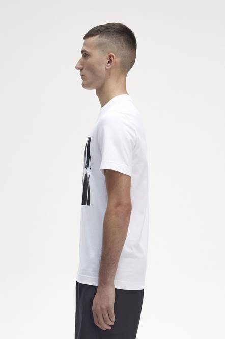 Fred Perry muškarci soundwave grafička majica N42N581 odjeća bijela