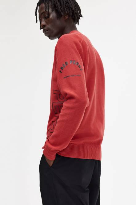 Fred Perry muškarci obloženi skakač s grafičkim printom N42N476 odjeća isprano crveno