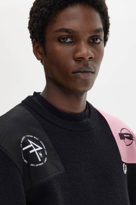 Fred Perry muškarci tiskani skakač N42N473 odjeća crno