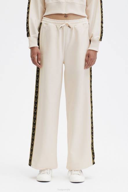 Fred Perry muškarci zalijepljene trenirke N42N33 odjeća svilenkasta breskva