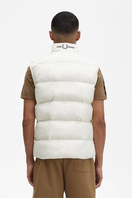 Fred Perry muškarci izolirana jakna N42N251 odjeća ekru