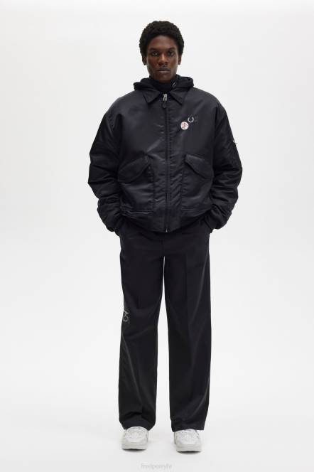 Fred Perry muškarci letačka jakna s printom N42N247 odjeća crno