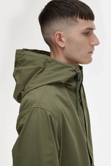 Fred Perry muškarci parka od školjki N42N239 odjeća zelena parka